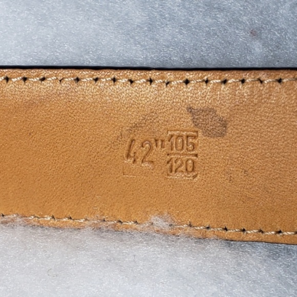 Bergdorf Goodman 42" Alligator Skin Belt - Picture 7 of 8